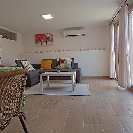 Vacanze Nella casetta Pula Esterno foto