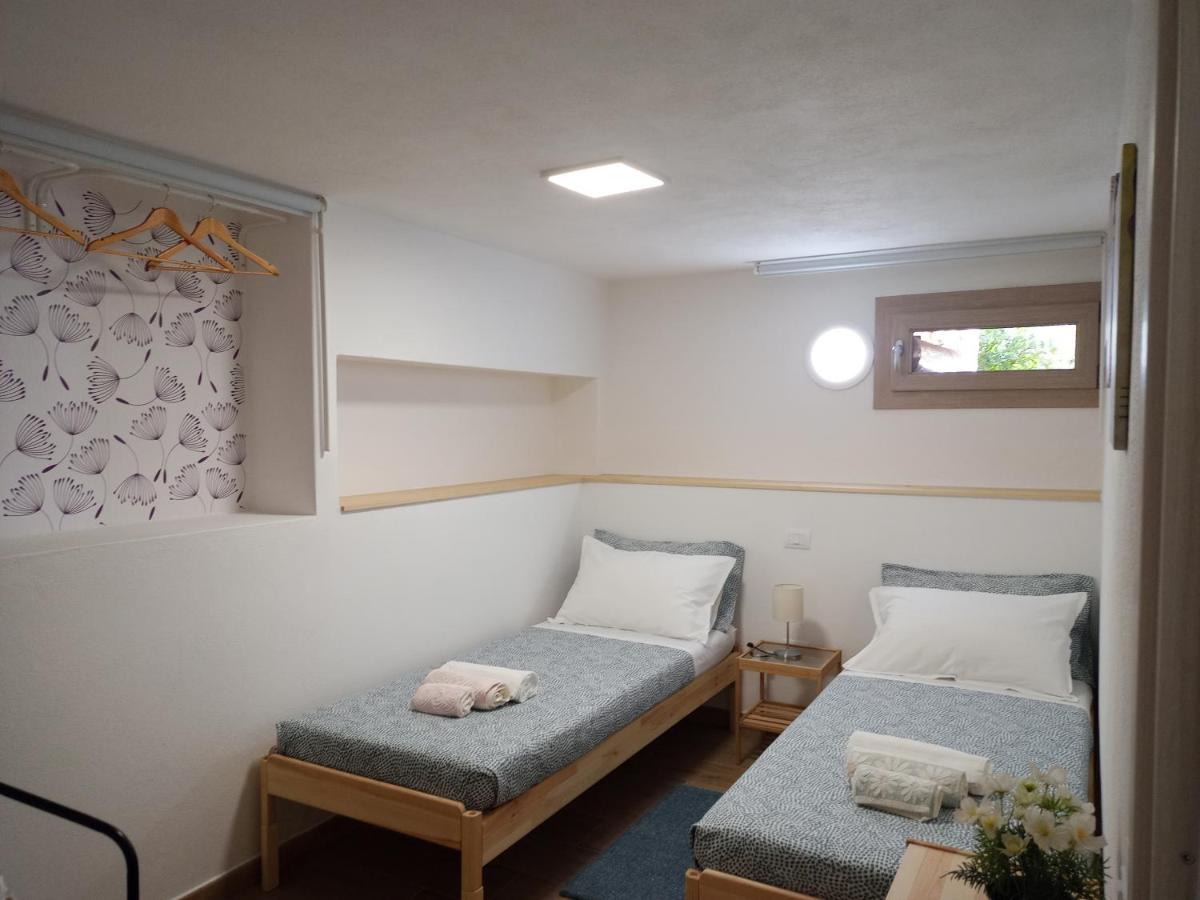 Vacanze Nella casetta Pula Esterno foto